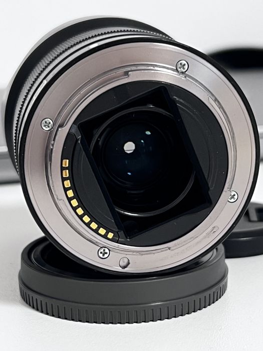 Obiectiv Sony FE 28mm, f2