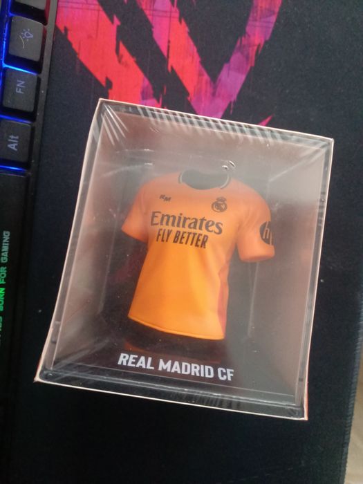 Figurina tricou Real Madrid