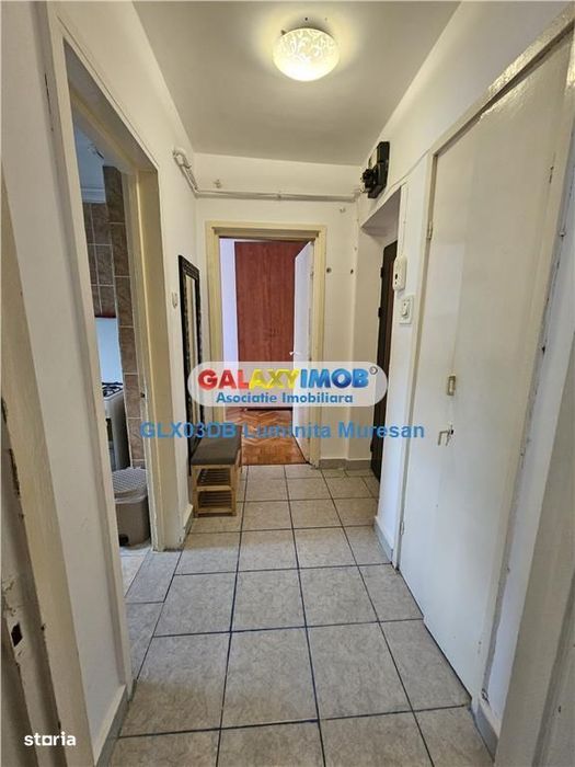 Vanzare apartament 3 camere semidecomandat Targoviste Micro 9