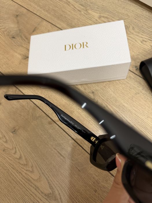 Очки солнцезащитные Dior Signature B1U