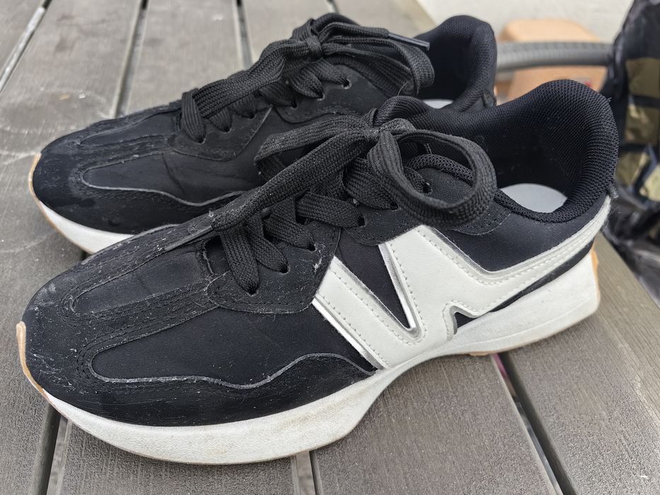 Дамски удобни маратонки