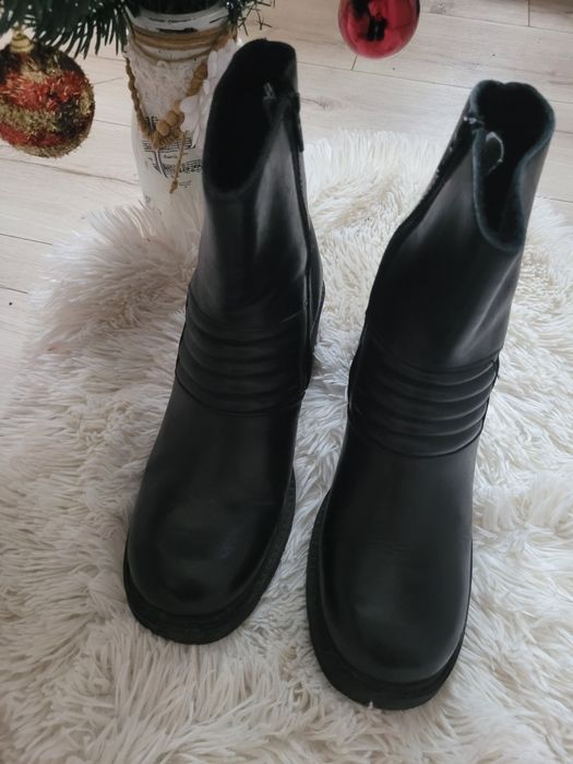 Черни боти естествена кожа MANIFELD, бежови ботуши челси,  черни кубин