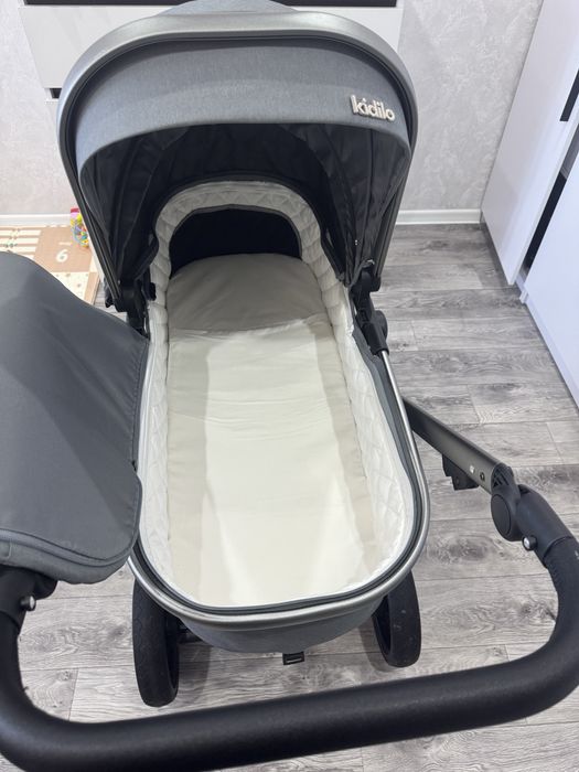 Коляска детская kidilo