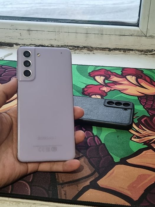 Продам s21fe 5G Снап 888