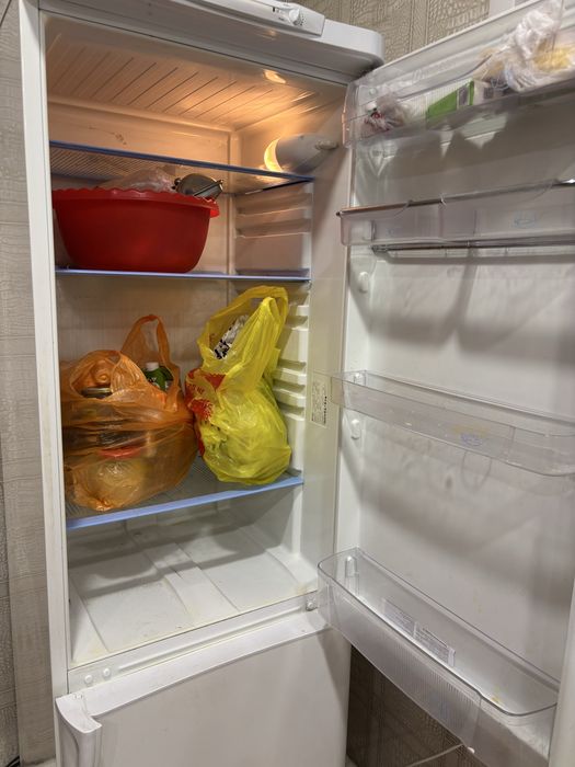 Продам холодильник бу