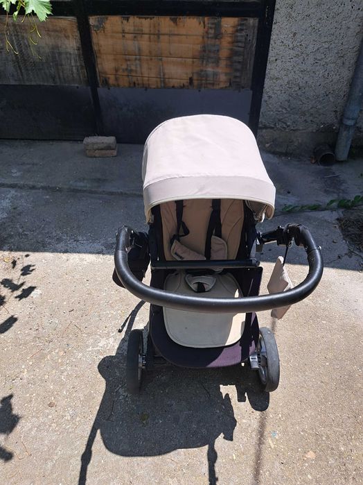 Бебешка количка X-lander с много подаръци към нея