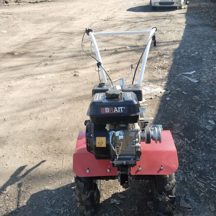 Продам мотоблок пользовались один раз