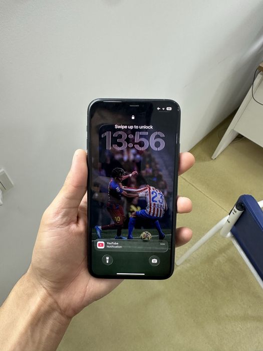 Apple 11 max 256