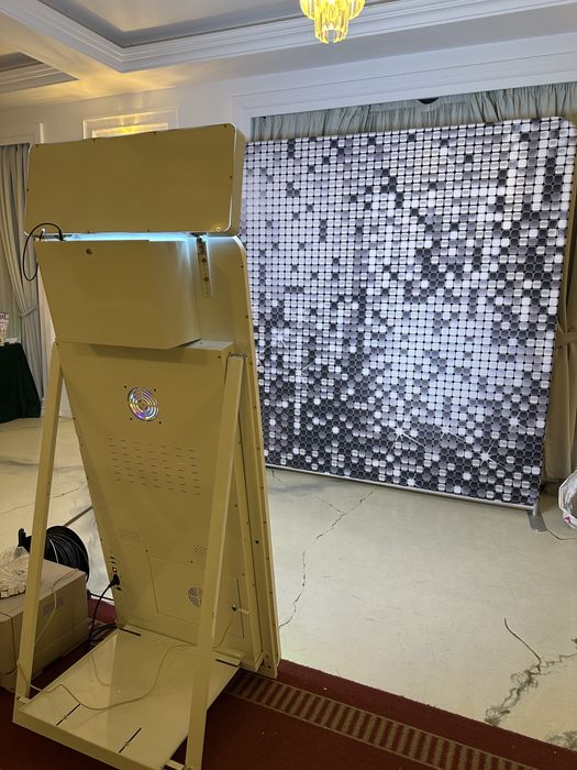 Photo Booth Oglindă Magică | Cabină Foto Nunți, Botezuri, Majorate | București, Pitești, Argeș