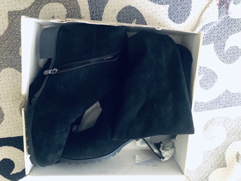 Ұзын етік әдемі