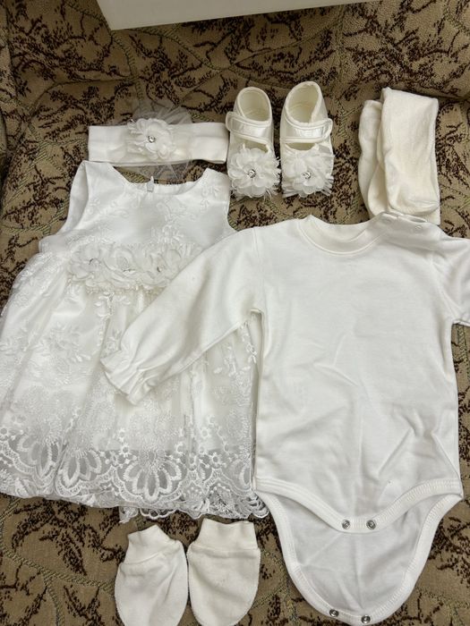 Продам комплект на выписку