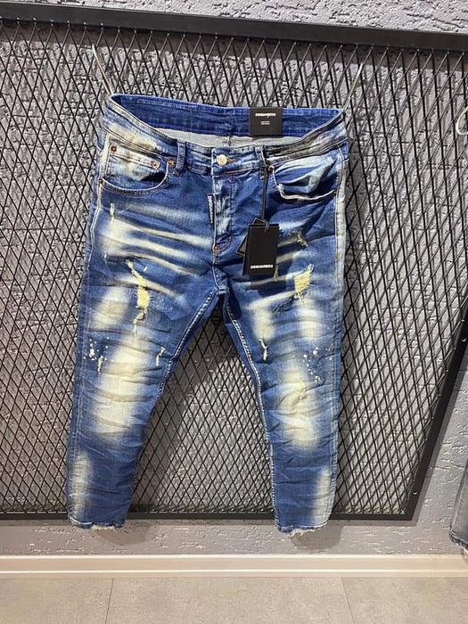 Blugi noi dqiscored material super de calitativ și foarte rezistemt