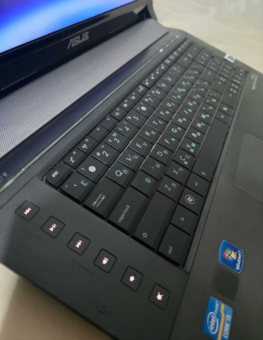 noutbook ASUS N73SV
