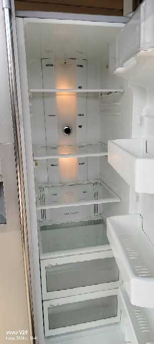 Продам холодильник Samsung