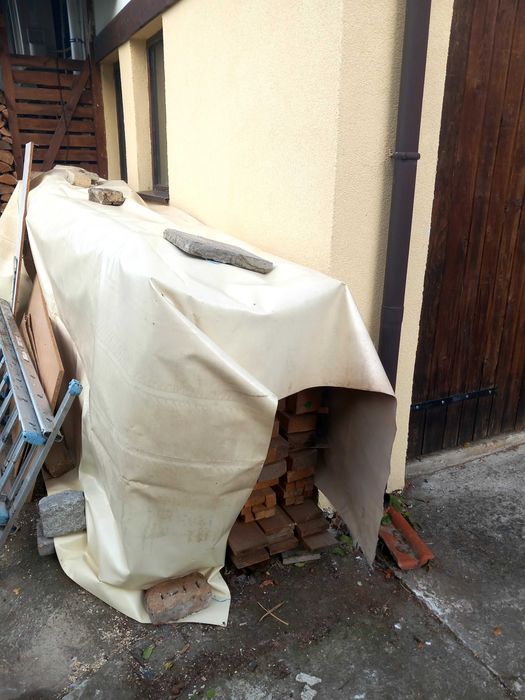 Дървен материал сух