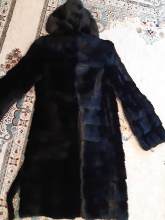 Продаю норковую шубу