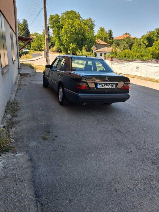 Mercedes-Benz E250 климатик