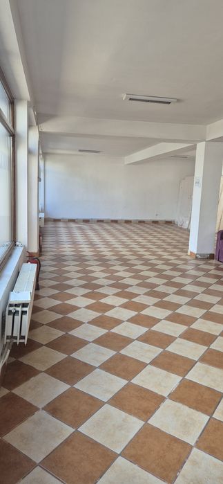 Spatiu de inchiriat