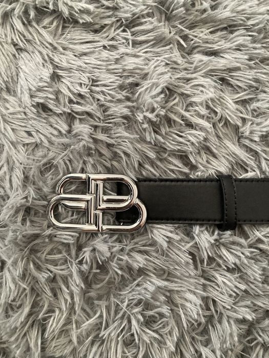 Curea balenciaga