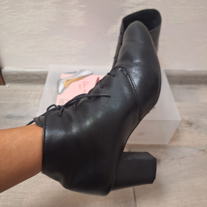 Дамски боти от ЕСТЕСТВЕНА КОЖА - 40