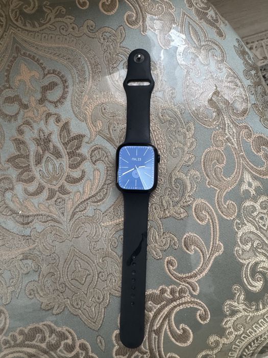 Продам Apple Watch 9