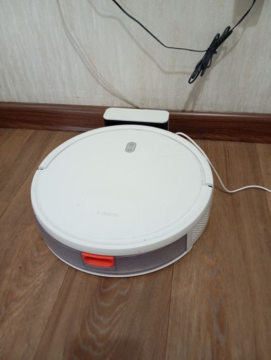 Продам робот пылесос