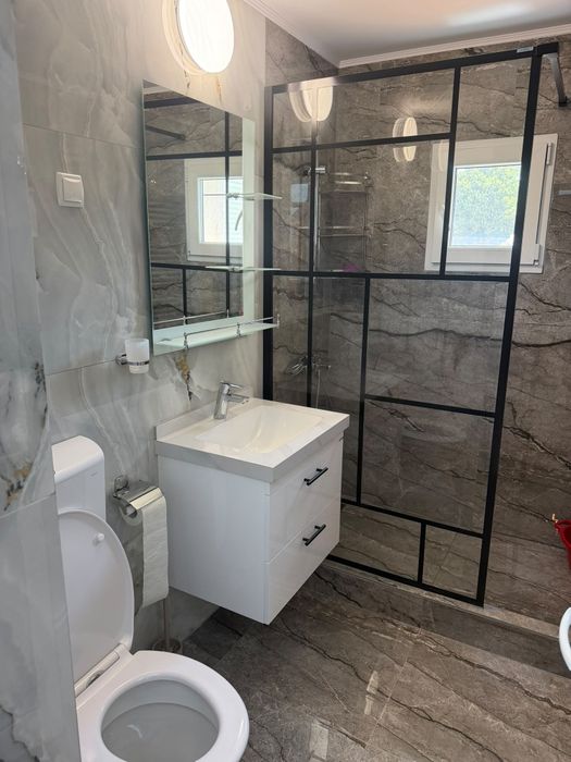 Închiriez ap 2 comere,disponibil 1 septembrie