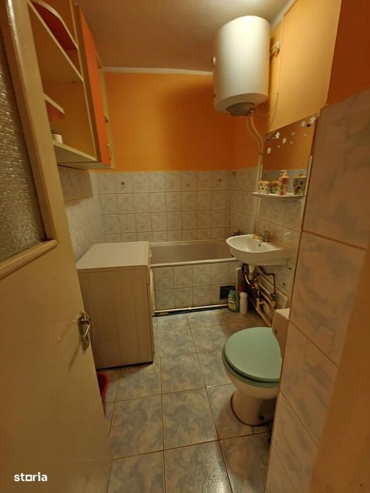 Apartament 1 Camera decomandat, etaj 3, plan 2 bld. Poitiers!