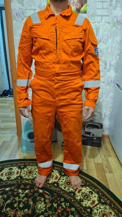 Продам спец. одежду