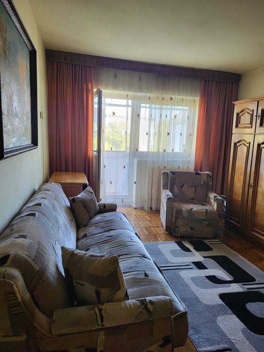 Închiriez aparatment
