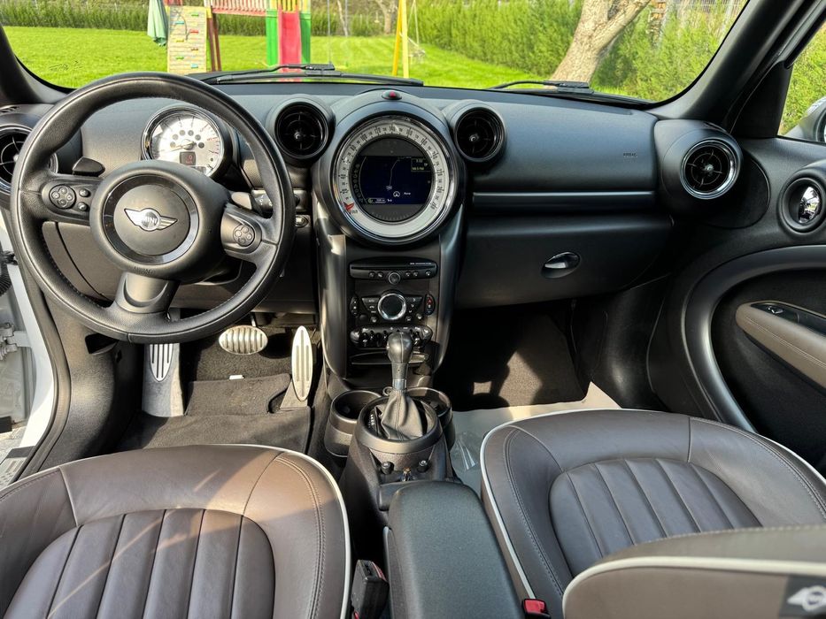 Vând mini Cooper Countryman SD4ALL