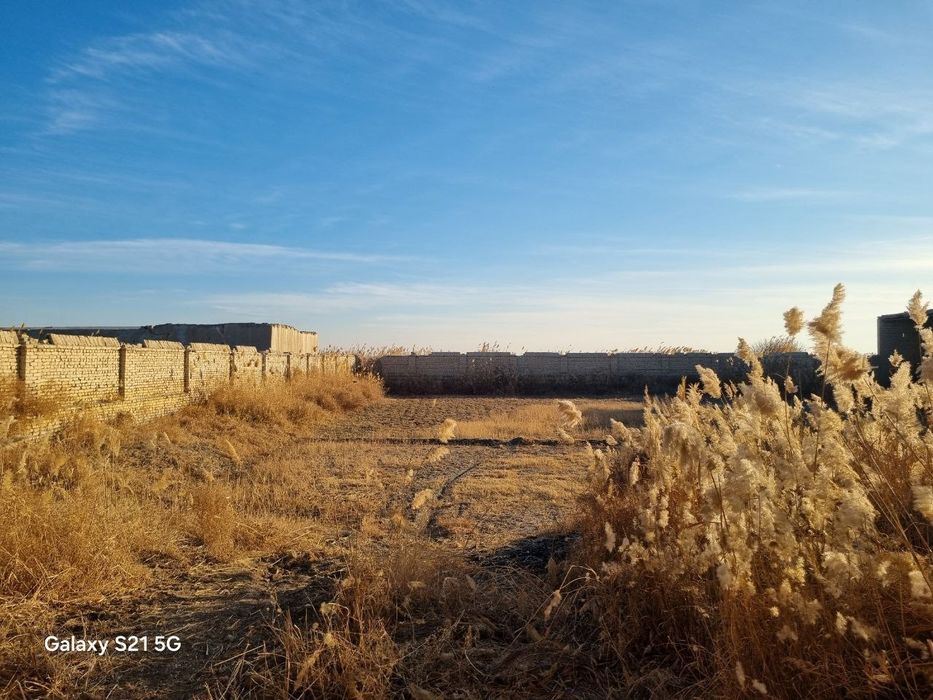 Участка сотилади