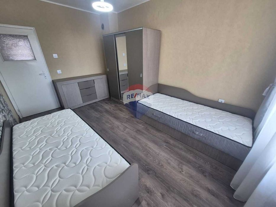 Дава се под наем Тристаен апартамент в Варна, Конфуто - 100 кв.м за 648.21 € - Снимка #10