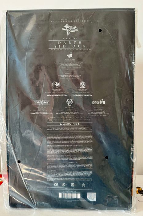 Hot Toys MMS745 Darth Sidious Star Wars III (sigilat)