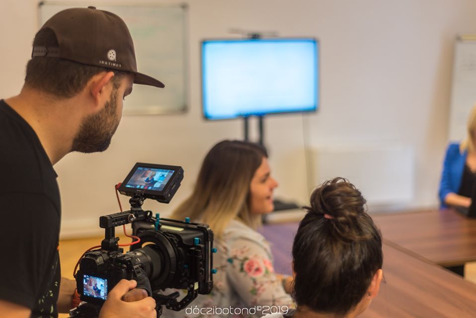 Promoveaza-ti afaceread cu Video (marketing, social media, promovare )