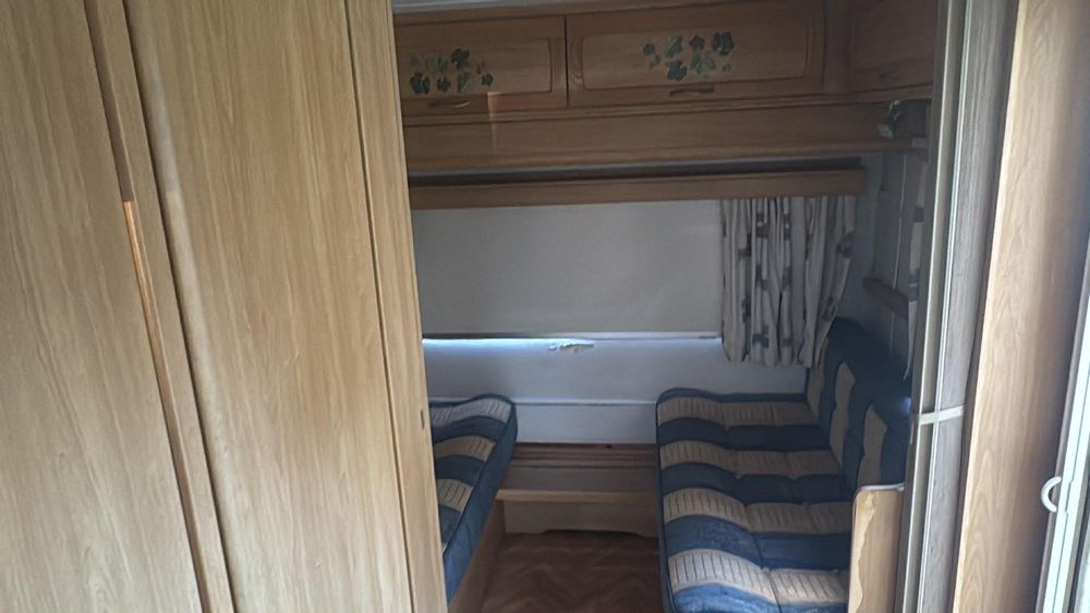 Vând rulotă din 2006