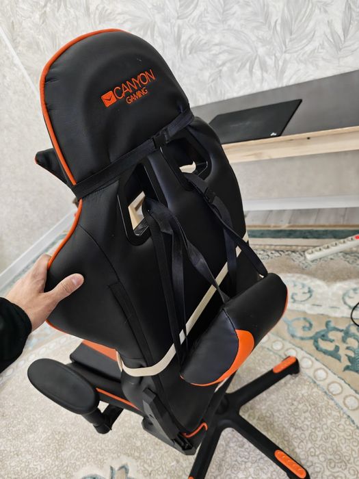 Продам игровое кресло