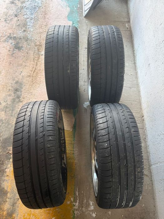 Диски с шинами в сборе