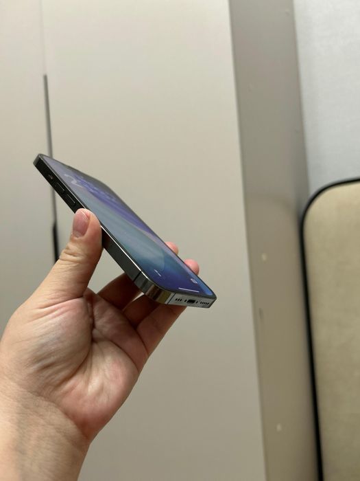 IPhone 13 pro. Память 256.