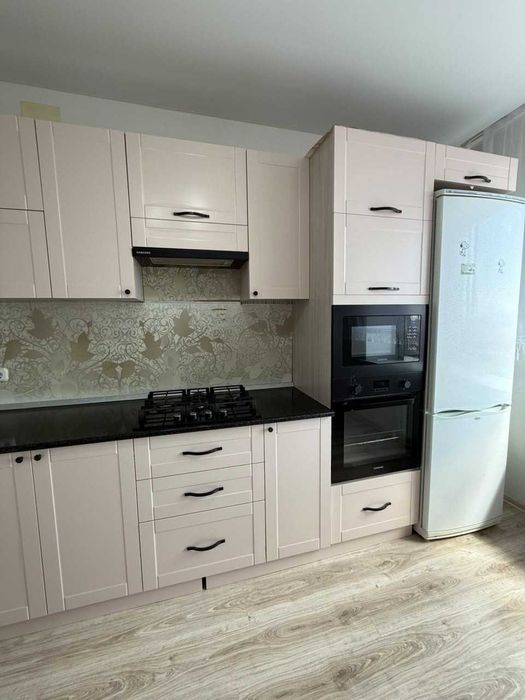 Продажа 2-комнатной квартиры Юбилейный 65м2