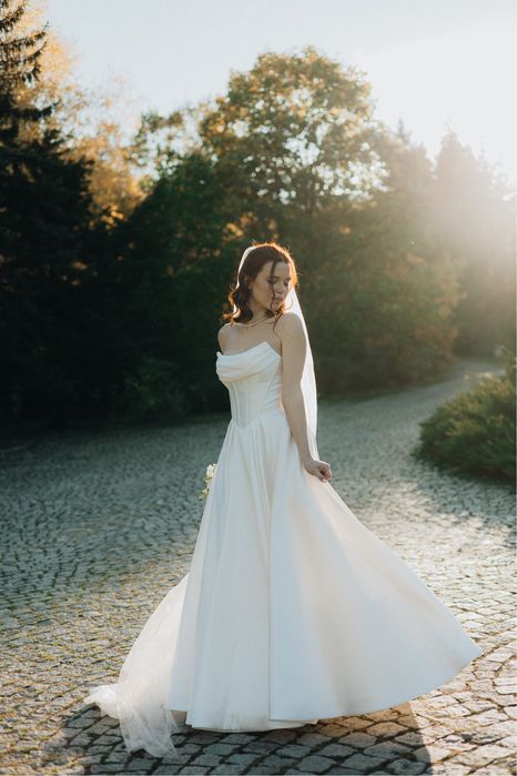 Булчинска рокля Gianna Ivory цвят