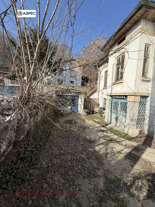 Къща в Плевен-Идеален център площ 109 цена 118800