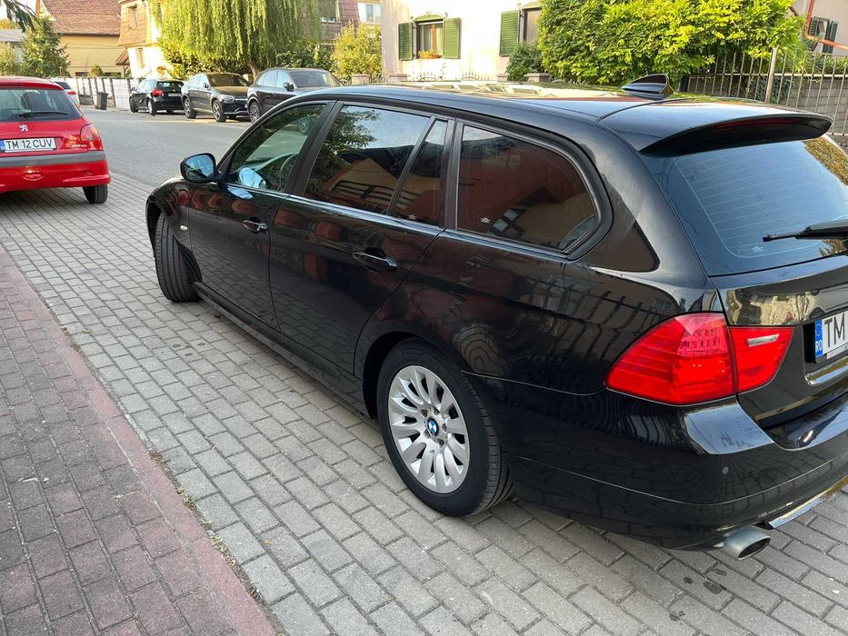 BMW 3 Series 2010 — imagine 3