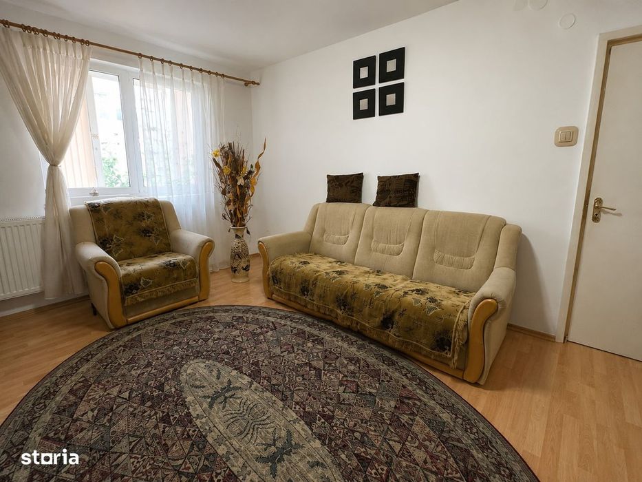 Apartament 3 camere decomandate | Astra | Etaj 1 | Zonă excelentă — fotografia 3