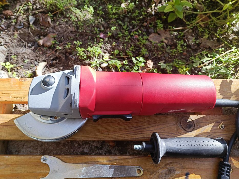 Milwaukee AG 10-125 ъглошлайф, 125 мм, 1010 W