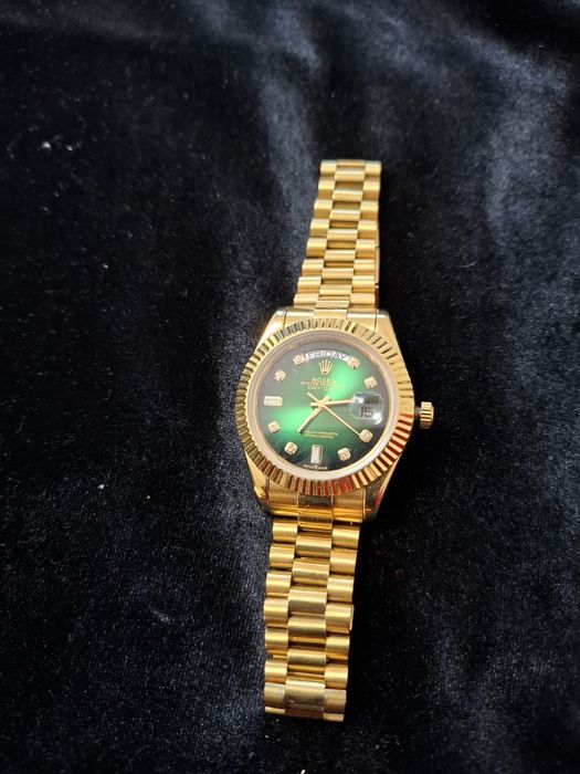 Vând  ROLEX   day-date