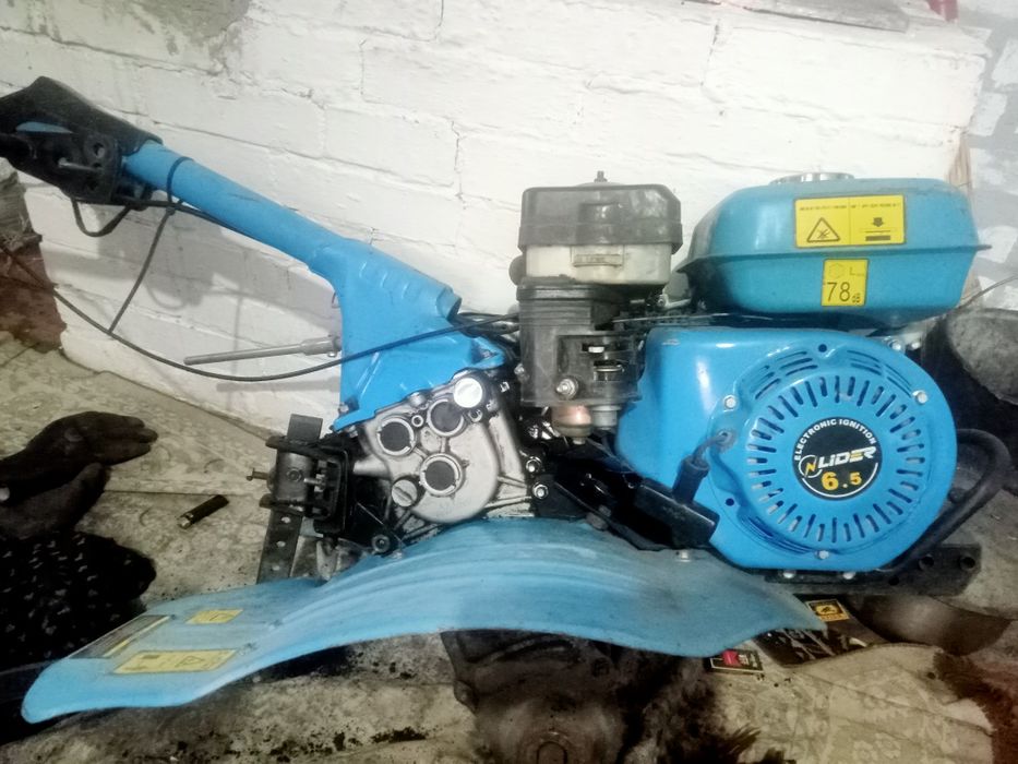 Продам мотоблок.