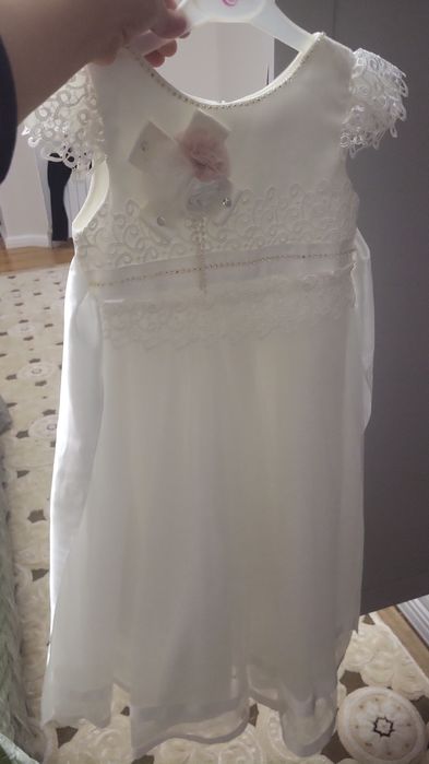 Нарядные платья на 3-4-5 лет