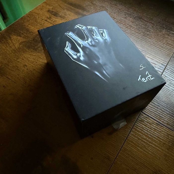 Finalmouse Starlight Pro TenZ Small – Перфектния Коледен Подарък -отлично състояние, с кутия