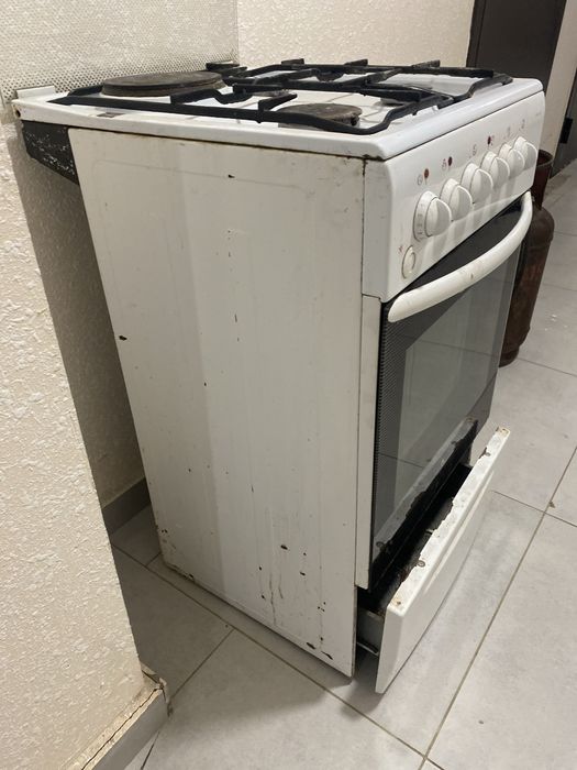 Газ плита почти новый